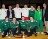 \"Curby cup\". Nuotraukoje Lietuvos komanda ir organizatorius David Curby