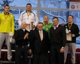 130 kg iš kairės: Mantas Knystautas (II v.), Mindaugas Mizgaitis (I v.), Artūras JAnkauskas ir Džiugas Ramukevičius (III v.), su svečiais Rimantu Bagdonu, Artūru Poviliūnu ir Virgilijum Alekna